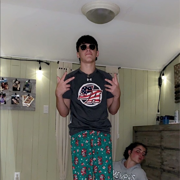 Meet your Posher, Vincenzo - Picture 1 of 1